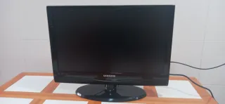 TV Samsung 22 Negra