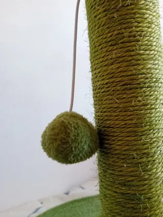 Árbol rascador para gatos diseño cactus