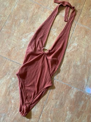 Body de mujer marrón