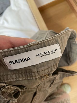 Pantalón cargo gris talla 34