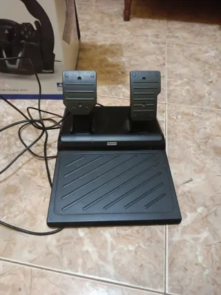 Volante PlayStation con Pedales HORI APEX