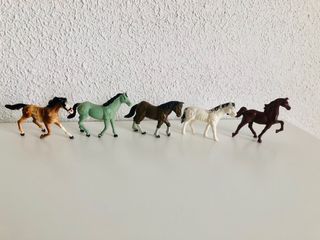 Lote 5 Caballos Plástico Juguete
