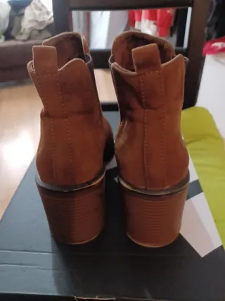 Botines marrones chica talla 36