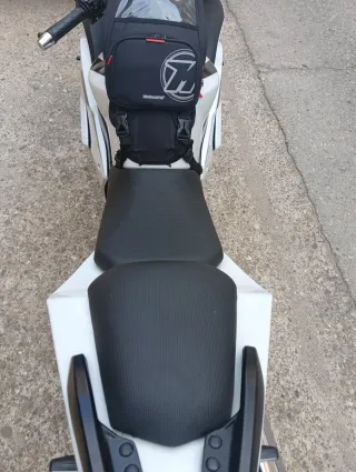 Moto Daelim roadwin 125 R.