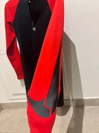 Vestido Nike Negro y Rojo