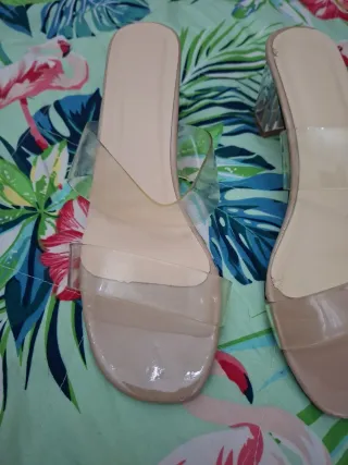Chanclas Shein Beige Transparentes