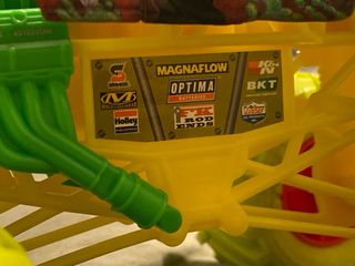 Monster Jam El Toro Loco Die Cast Camión