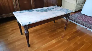 Conjunto aparador y dos mesas auxiliares