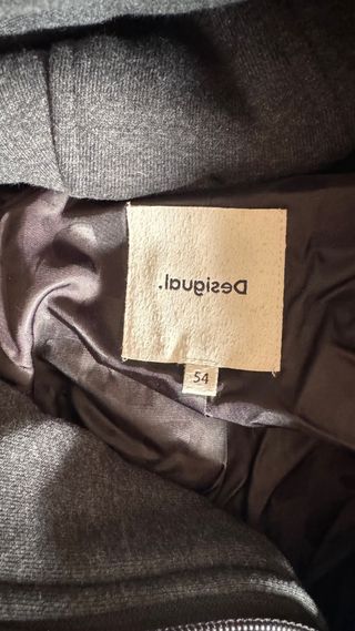 Abrigo Desigual Talla 54 Negro y Gris