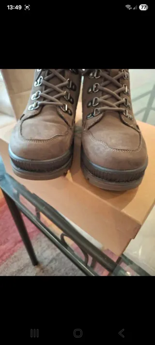 Botas mujer Gore-Tex. Precio a convenir.