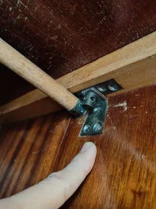 Armario grande de madera