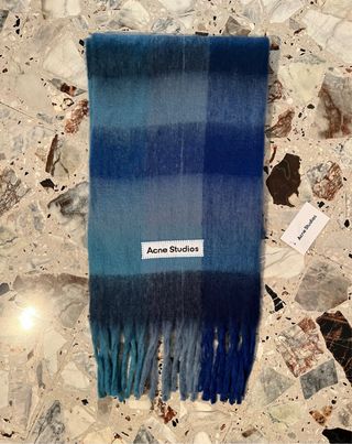 Sciarpa Acne Studios blu e verde acqua