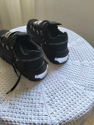 Zapatillas plataforma punk rock negras