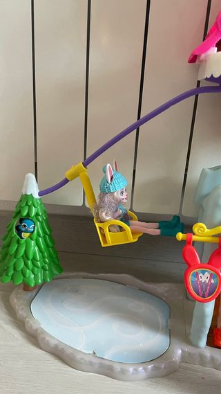 Casa de muñecas Echantimals con accesorios