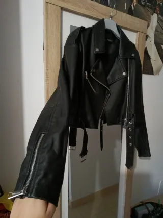 Cazadora Zara Cuero Negra Mujer Talla M