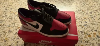 Zapatillas Nike Air Jordan 1 Low Rojas y Negras
