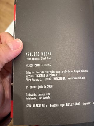 Agujero negro (Novela gráfica) (Spanish Edition)