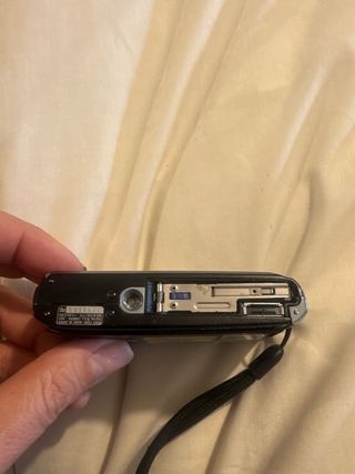 Sony Cybershot DSCT70 CarlZeiss Touchscreen FullHD