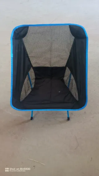 Silla Camping Plegable Negra y Azul