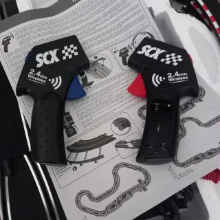 Scalextric Compact Max Speed 1:43