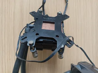 Sistema di raffreddamento a liquido per PC enermax