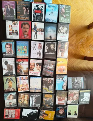38 DVDs de Películas Variadas