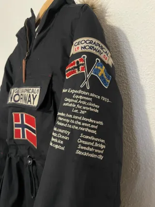 Abrigo Geographical Norway Negro