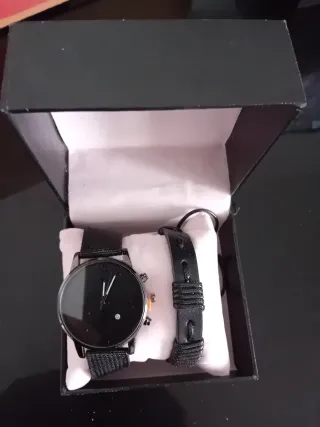 Reloj y Pulsera Negro con Caja