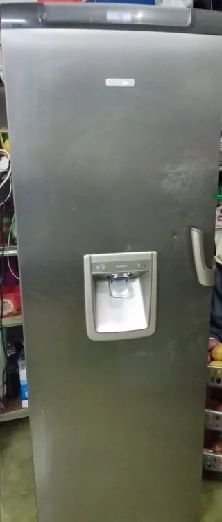 Congelador Vertical Electrolux