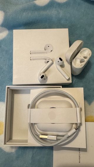 Apple AirPods con Cancelación de Ruido
