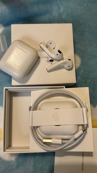 Apple AirPods con Cancelación de Ruido