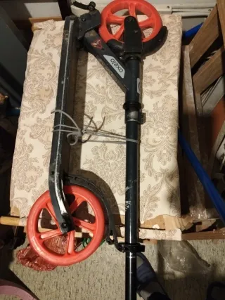 Patinete de dos ruedas