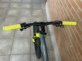 Bicicleta Montagna Scott 24 Grigio/Giallo