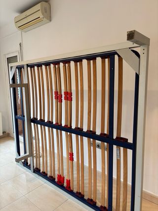Somier de madera y metal