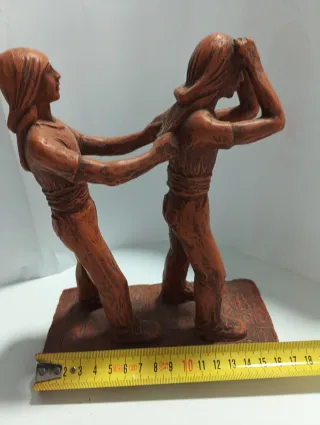 Figuras costaleros barro