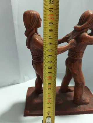 Figuras costaleros barro