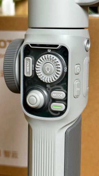 Gimbal Zhiyun Smooth 5SE Combo