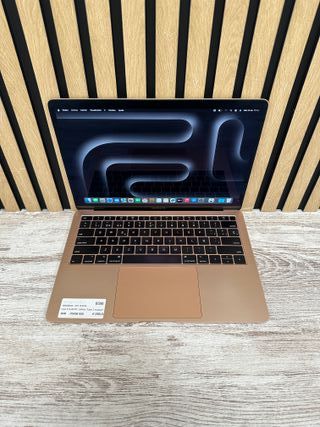 MacBook Air 13" 2019 i5 8gb 256gb SSD