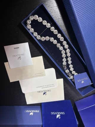 collana Swarovski nuova con scatola