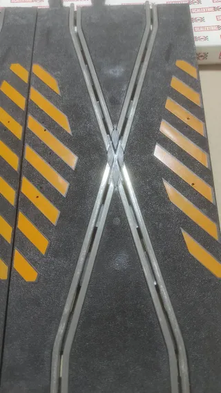 Scalextric Juego cambio de pista 2 tramos en caja