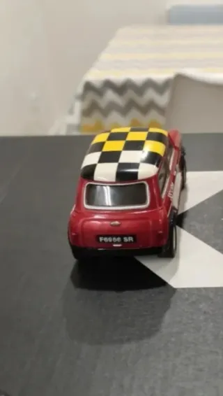 Coche Slot Scalextric Mini Club Rojo