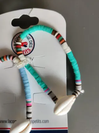 Due braccialetti bambini con conchiglia