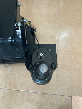 Volante Logitech G29 con Pedales y Palanca y armaz