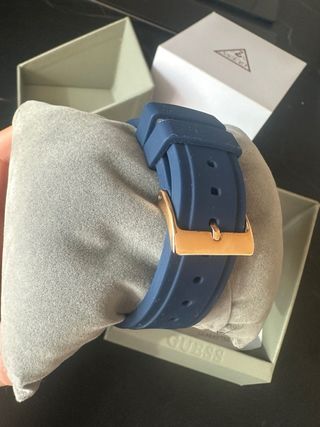 Reloj Guess Mujer Azul y Dorado