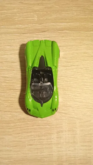 MotorMax Pagani Huayra Roadster