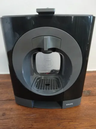 Cafetera Dolce Gusto Krups Negra