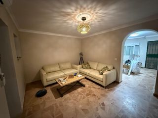 Sofá de piel 2 plazas beige