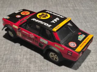 FIAT 131 ABARTH SCALEXTRIC CON CHASIS 3D