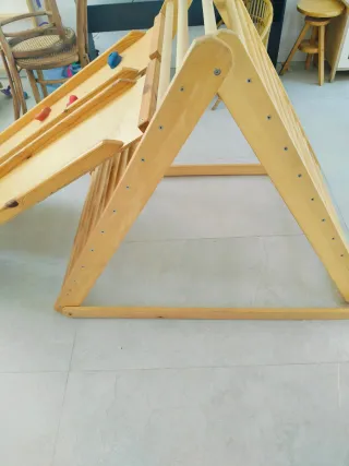 Triángulo Pikler Grande, plegable y dos rampas