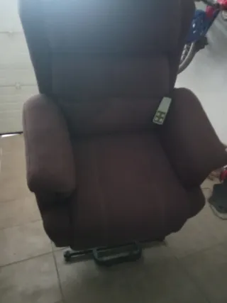 Sillón levanta personas reclinable no hago envíos